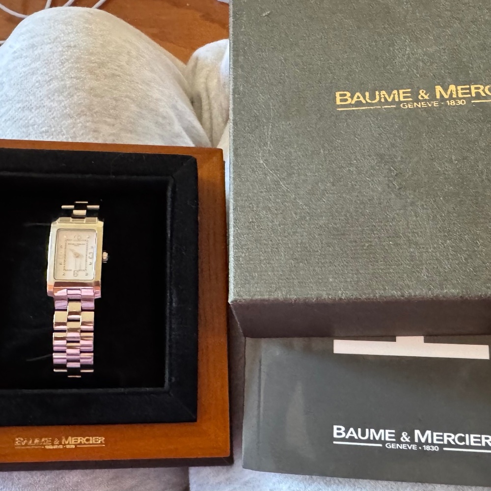Baume & Mercier Hampton Women's Watch in GUC